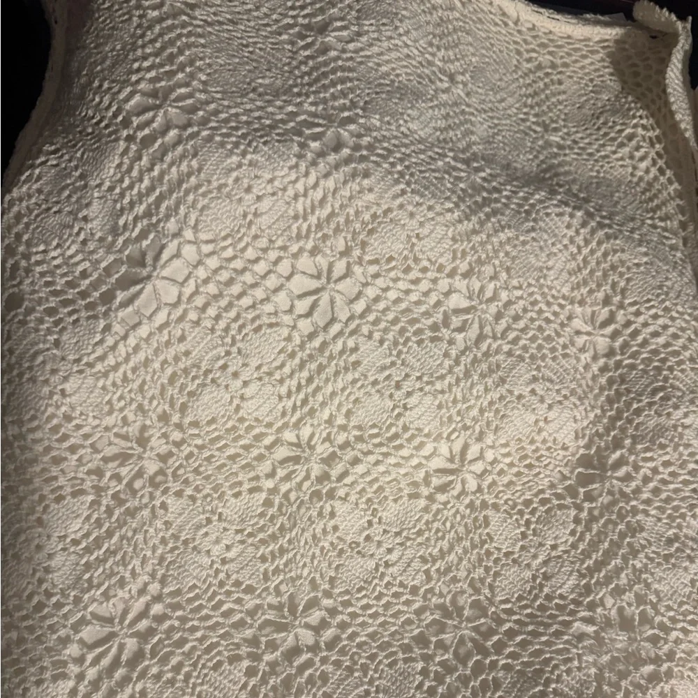VTG 3piece Lace smaller standard pillow cases 1987 perfect condition and pillow